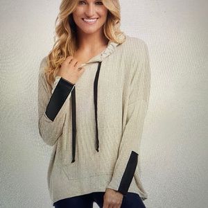 Karen Kane NWT hoodie Size S